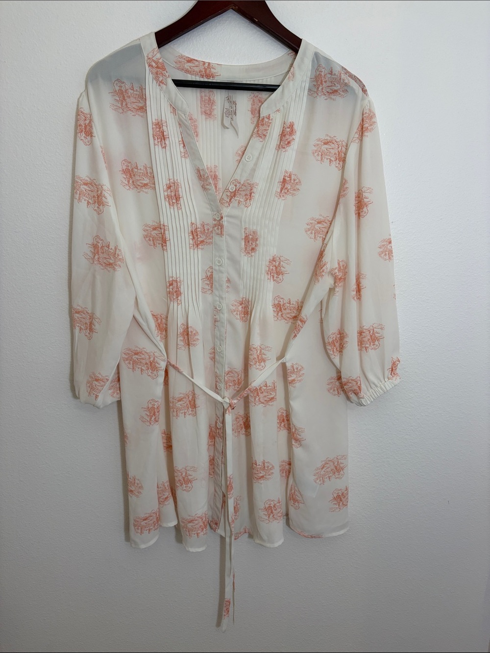 Melissa McCarthy Seven7 Cream Tunic Blouse with Peach Toile Print
